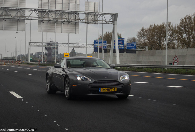 Aston Martin V8 Vantage