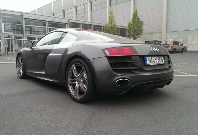 Audi R8 V10