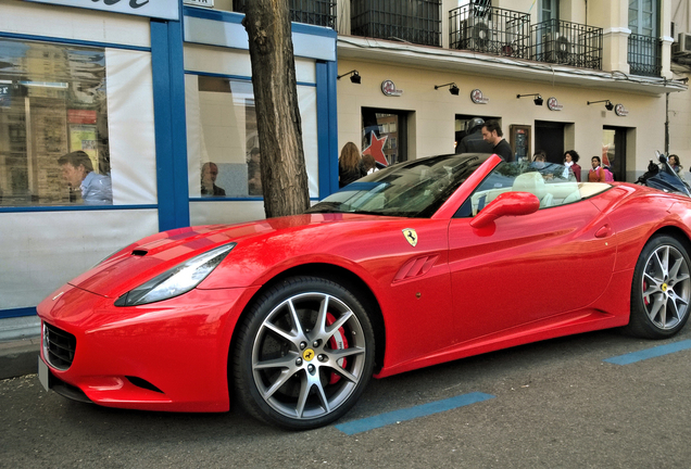 Ferrari California