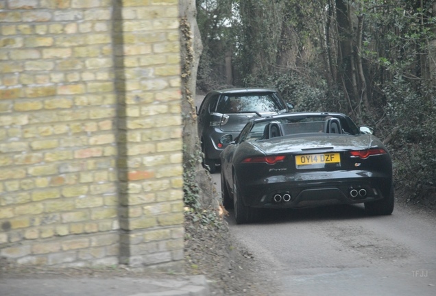 Jaguar F-TYPE S V8 Convertible