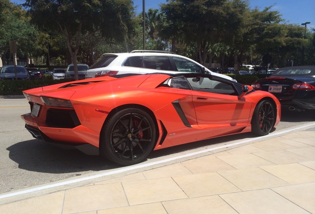 Lamborghini Aventador LP700-4 Roadster