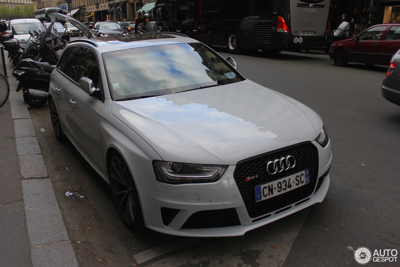 Audi RS4 Avant B8