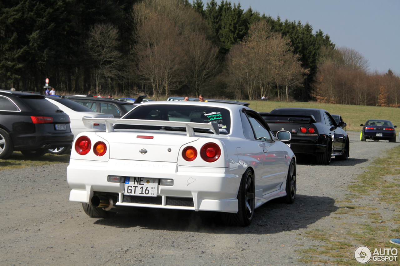 Nissan Skyline R34