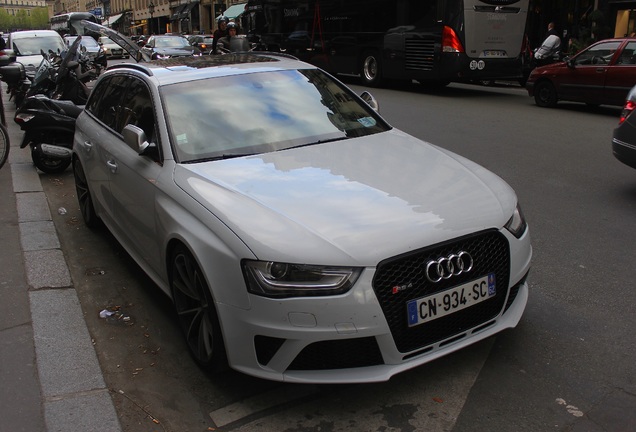 Audi RS4 Avant B8