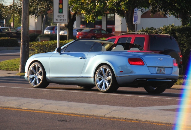 Bentley Continental GTC 2012