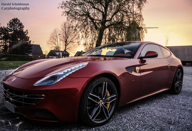 Ferrari FF