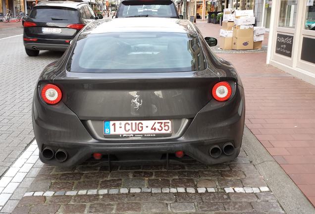 Ferrari FF