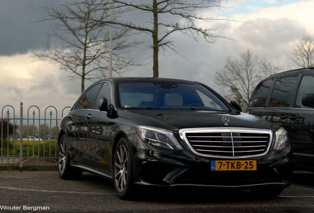 Mercedes-Benz S 63 AMG V222