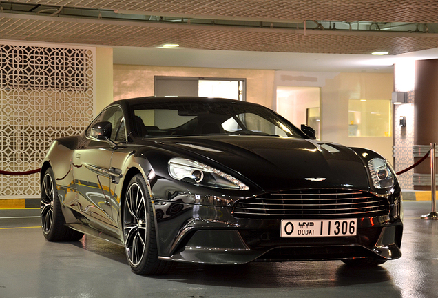 Aston Martin Vanquish 2013