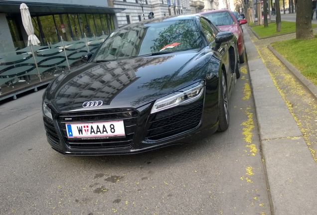 Audi R8 2013