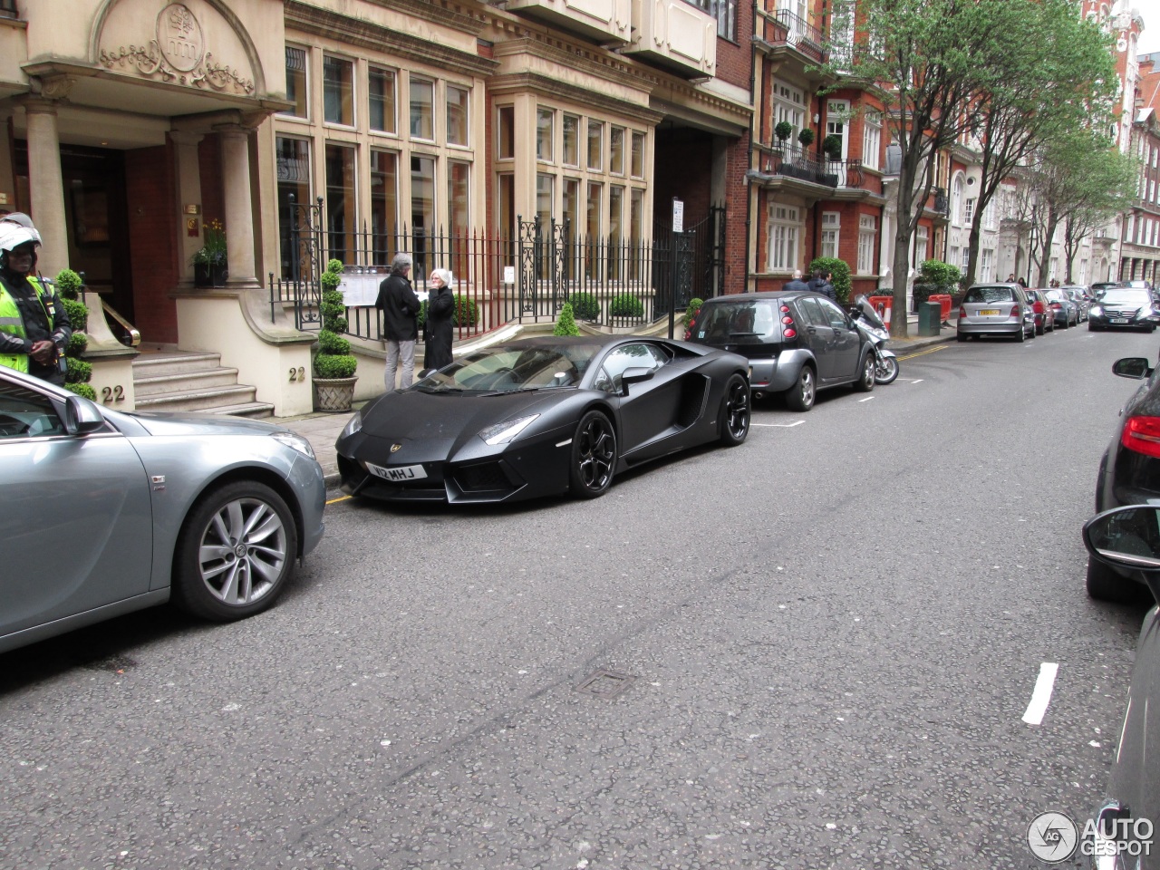 Lamborghini Aventador LP700-4