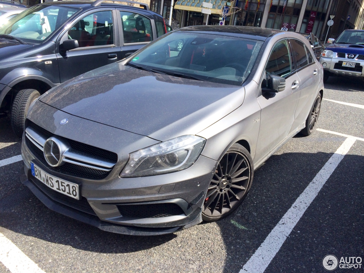 Mercedes-Benz A 45 AMG