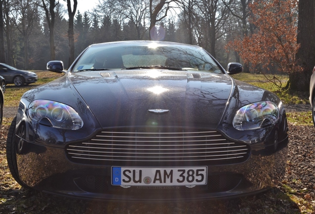 Aston Martin V8 Vantage