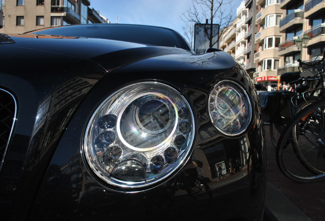 Bentley Continental GTC V8