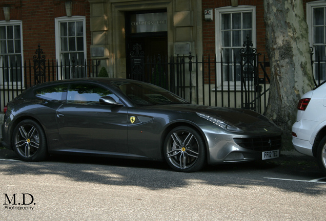 Ferrari FF