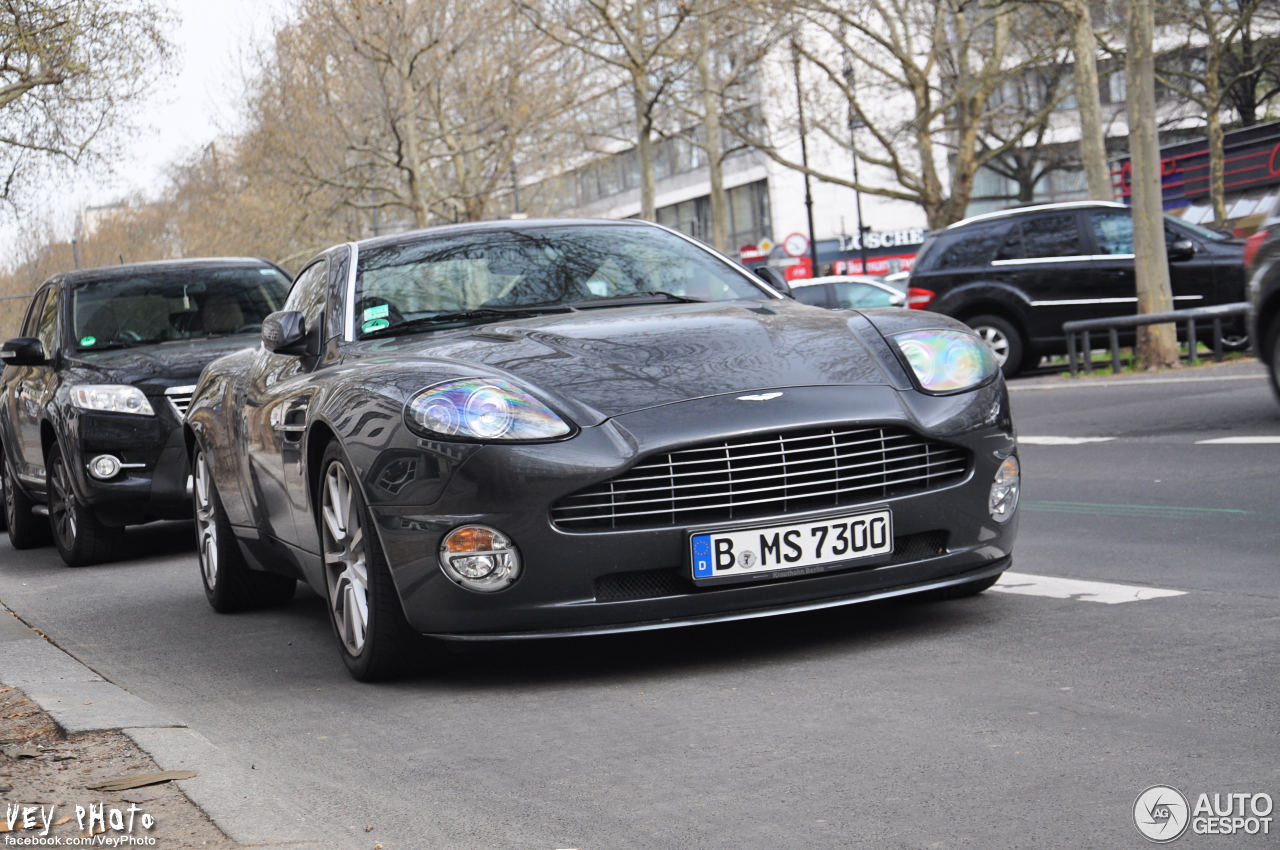 Aston Martin Vanquish S