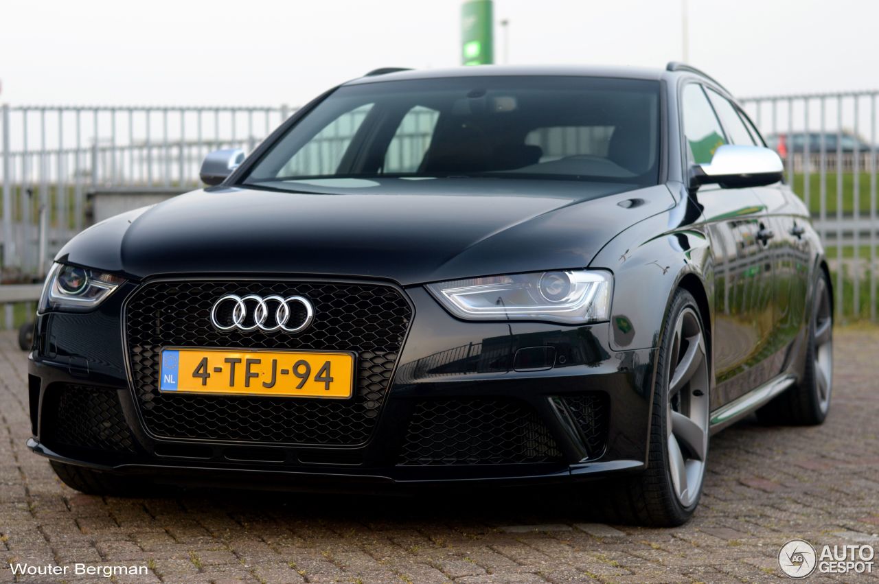 Audi RS4 Avant B8