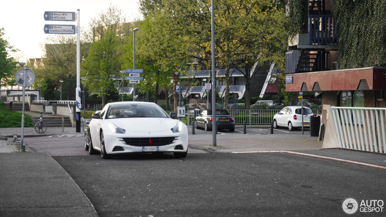 Ferrari FF