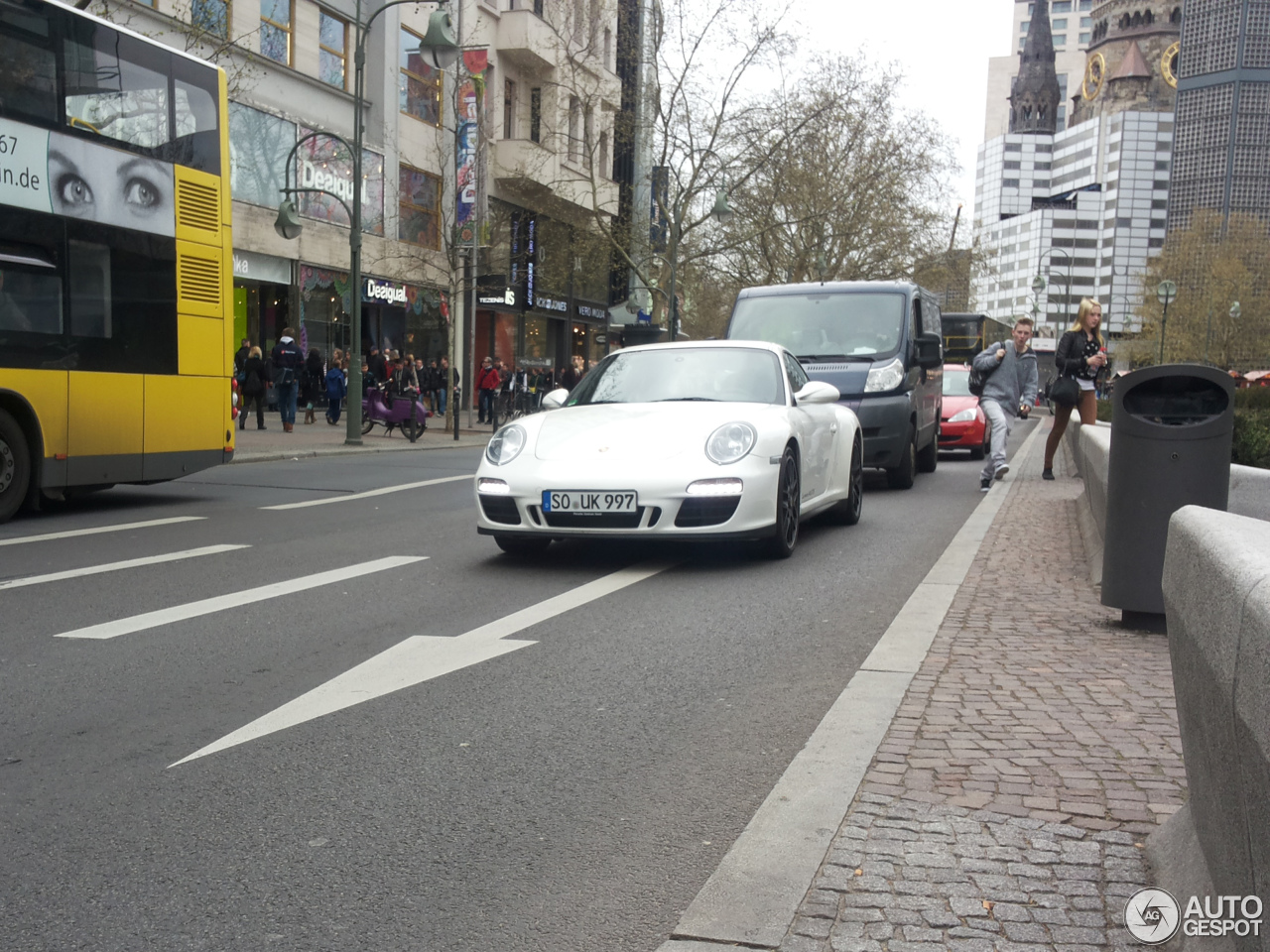 Porsche 997 Carrera 4 GTS