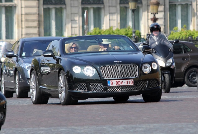 Bentley Continental GTC 2012