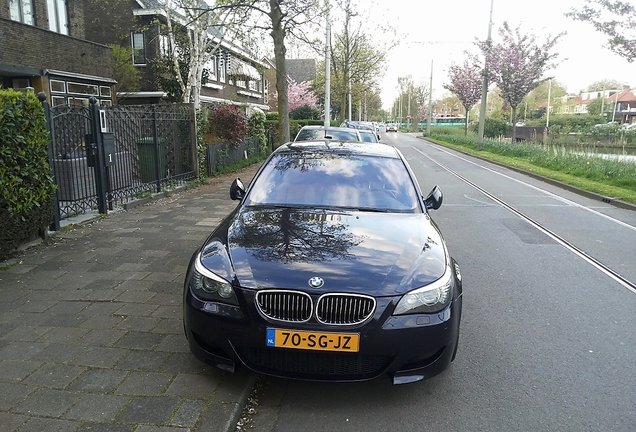 BMW M5 E60 2005