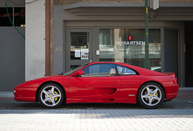 Ferrari F355 Berlinetta