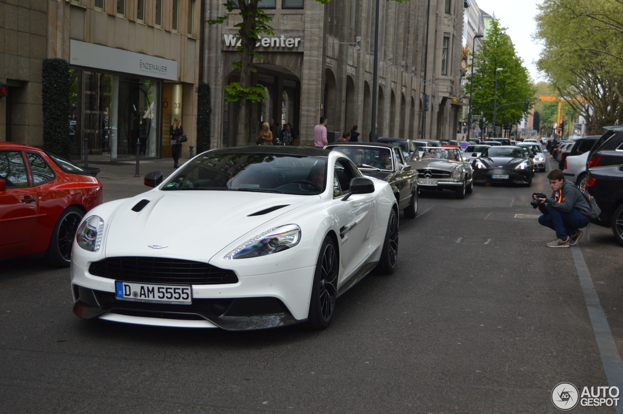 Aston Martin Vanquish 2013