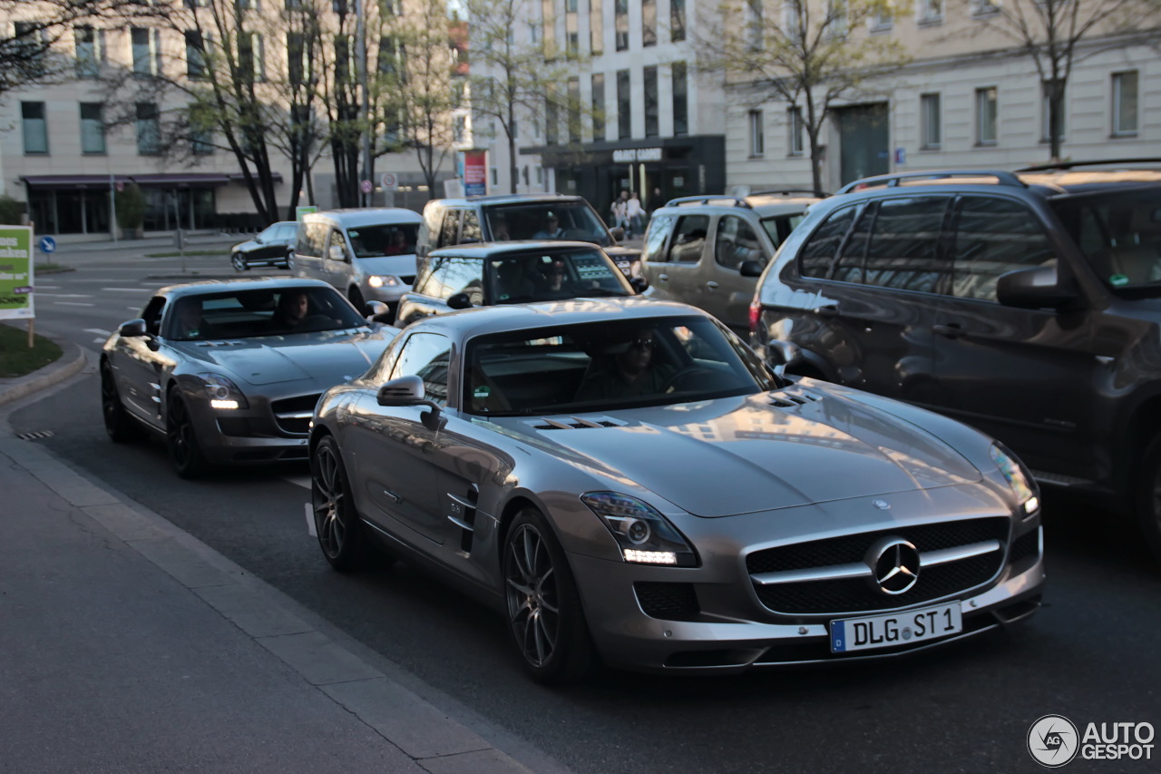 Mercedes-Benz SLS AMG