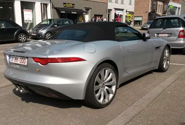 Jaguar F-TYPE S Convertible