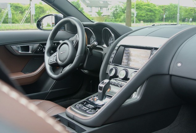 Jaguar F-TYPE S Convertible