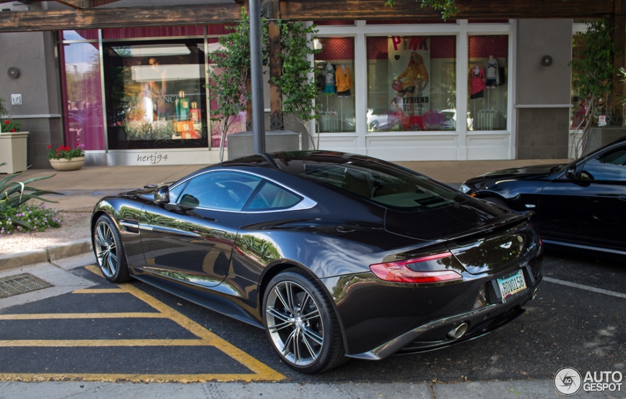 Aston Martin Vanquish 2013