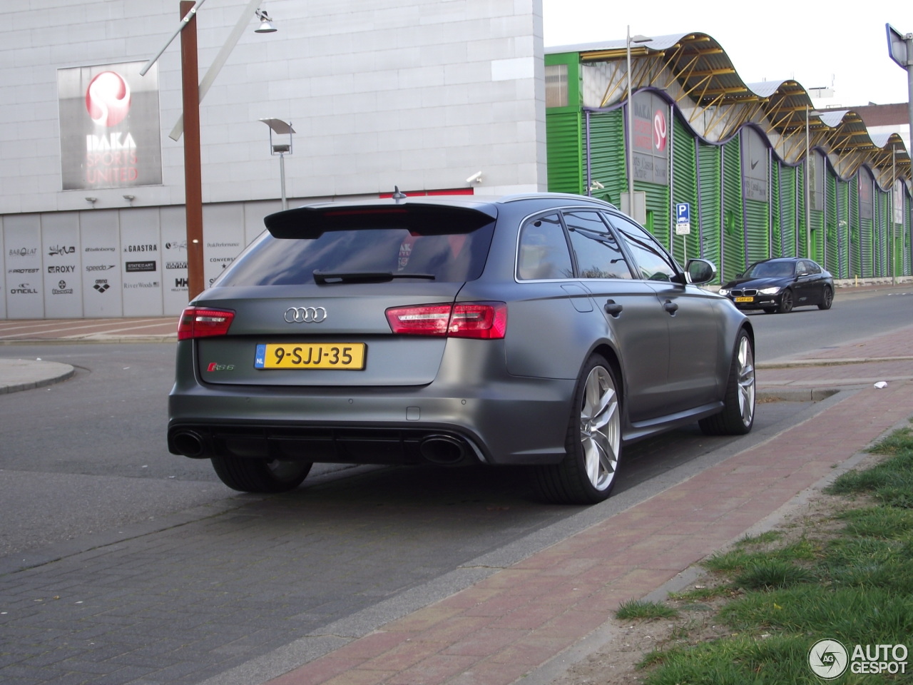 Audi RS6 Avant C7