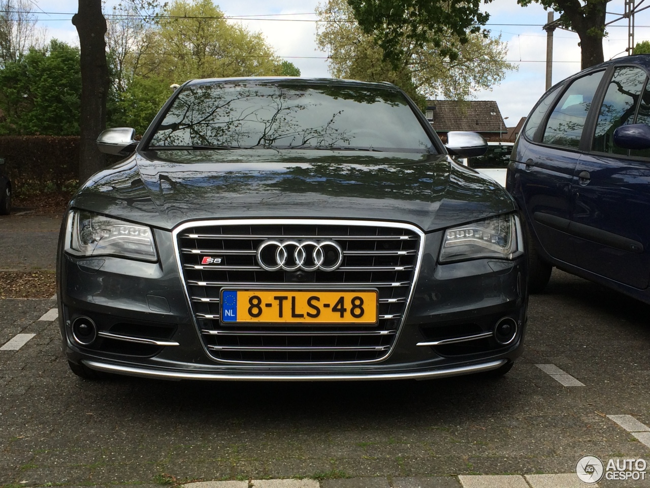 Audi S8 D4