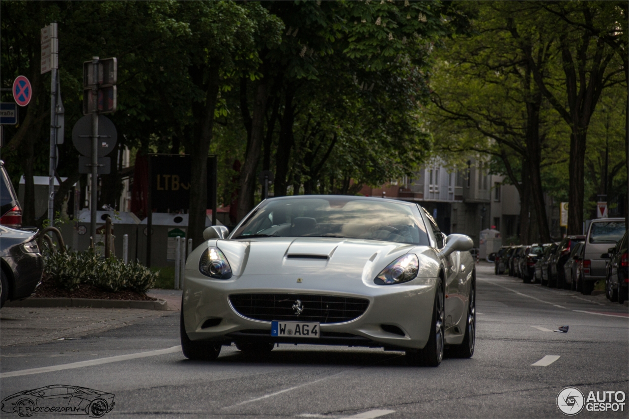 Ferrari California