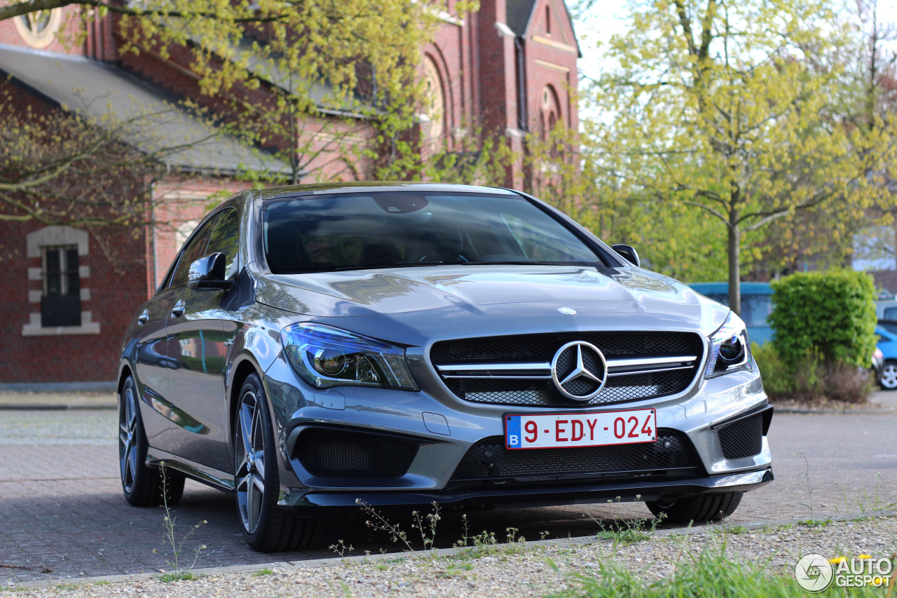 Mercedes-Benz CLA 45 AMG C117