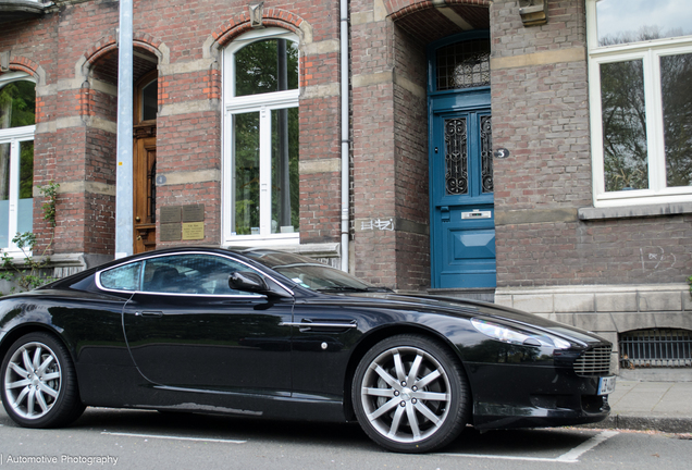 Aston Martin DB9