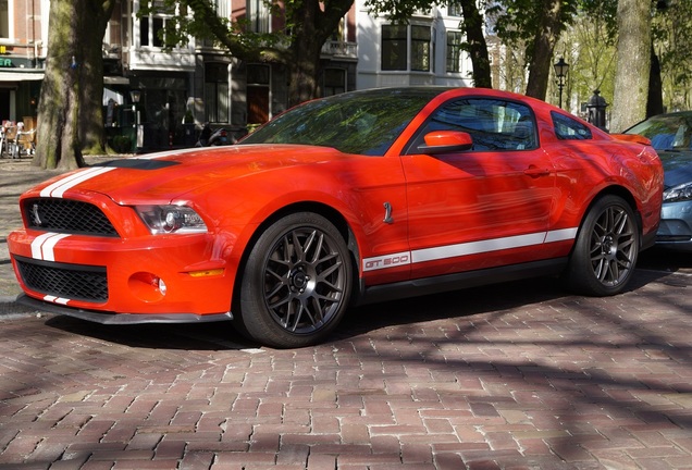 Ford Mustang Shelby GT500 2010