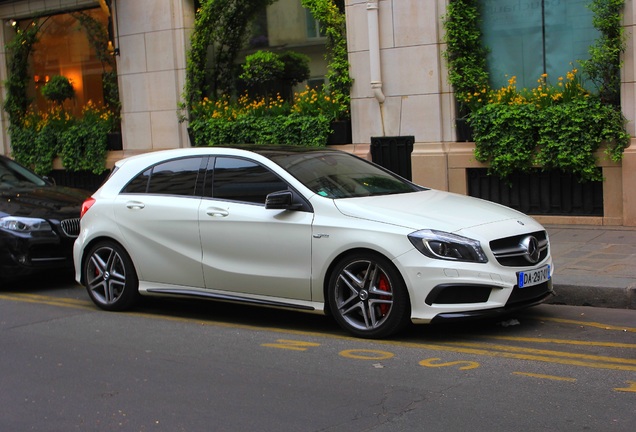 Mercedes-Benz A 45 AMG