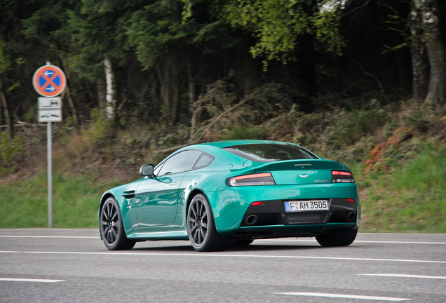 Aston Martin V12 Vantage S