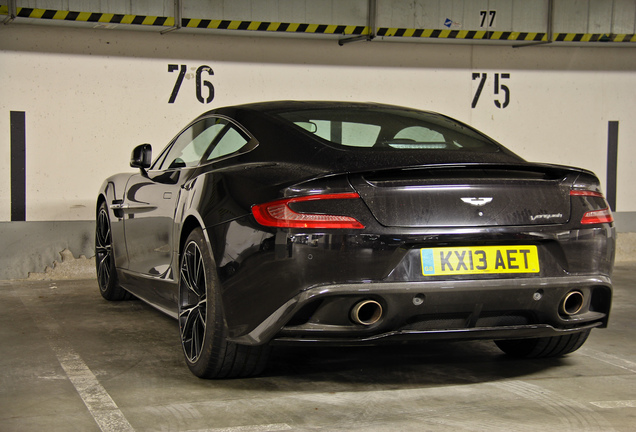 Aston Martin Vanquish 2013