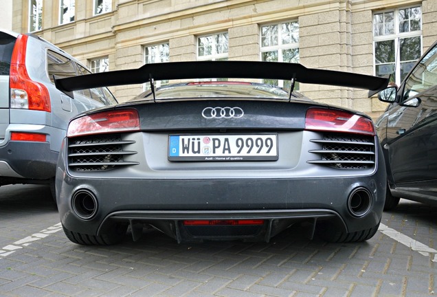 Audi R8 V10 Plus 2013