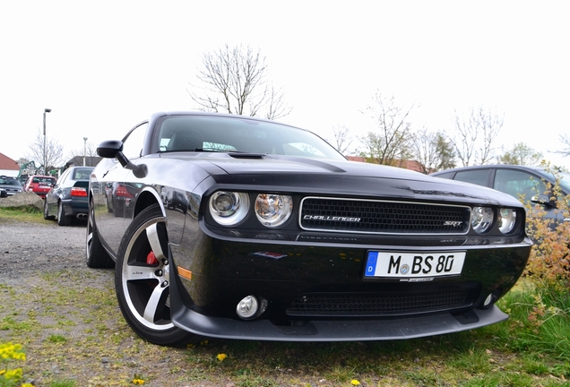 Dodge Challenger SRT-8 392