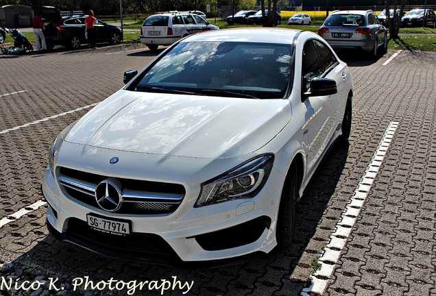 Mercedes-Benz CLA 45 AMG C117