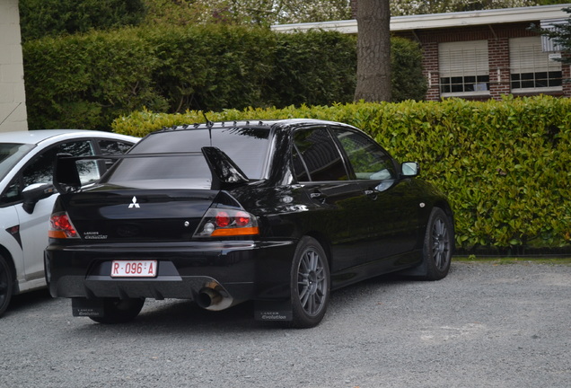 Mitsubishi Lancer Evolution IX