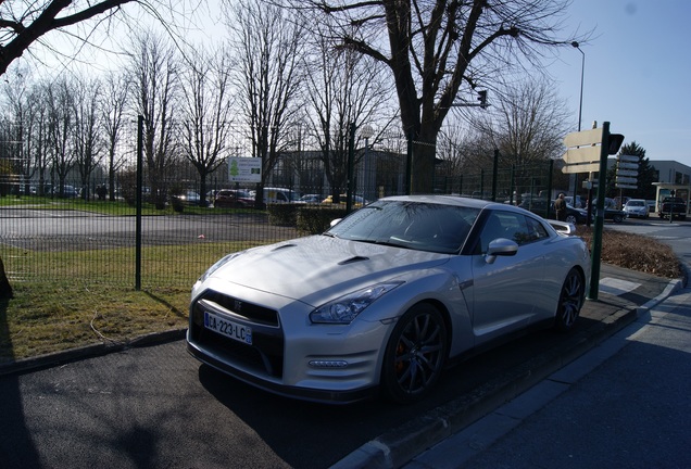 Nissan GT-R 2011