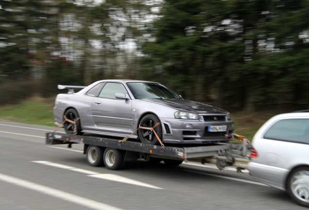 Nissan Skyline R34 GT-R V-Spec