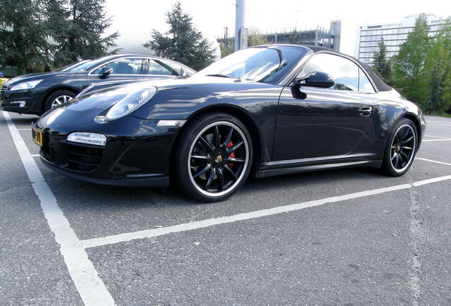 Porsche 997 Carrera 4 GTS Cabriolet