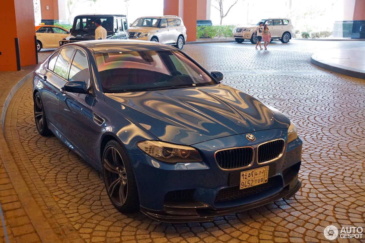 BMW M5 F10 2011