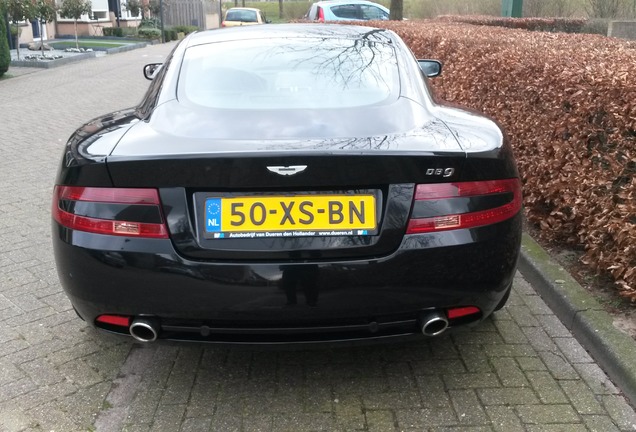 Aston Martin DB9