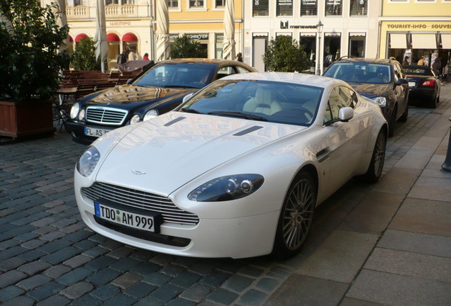 Aston Martin V8 Vantage